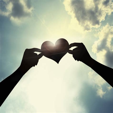 E ☽ Amour + .